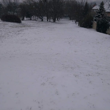 SZÁNKÓZÁS