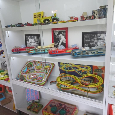 BAKONYBÉL TAKI Játék Galéria