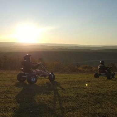 MOUNTAINCARTOZÁS