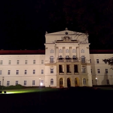 NYEREMÉNYEK ÉS KEDVCSINÁLÓ KÉPEK Galéria