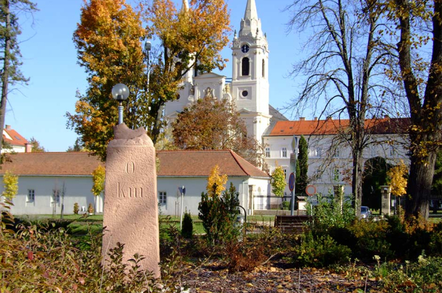 KÖZTÉRI ALKOTÁSOK