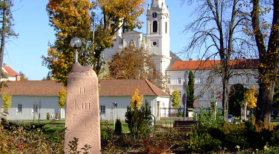 KÖZTÉRI ALKOTÁSOK