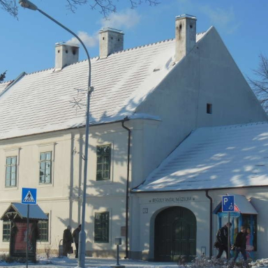 REGULY ANTAL MÚZEUM ÉS NÉPI KÉZMŰVES ALKOTÓHÁZ Galéria