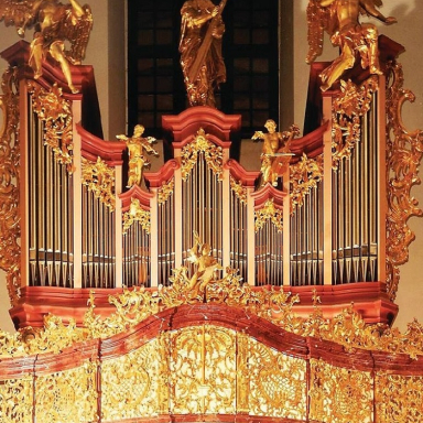 BAZILIKA Galéria